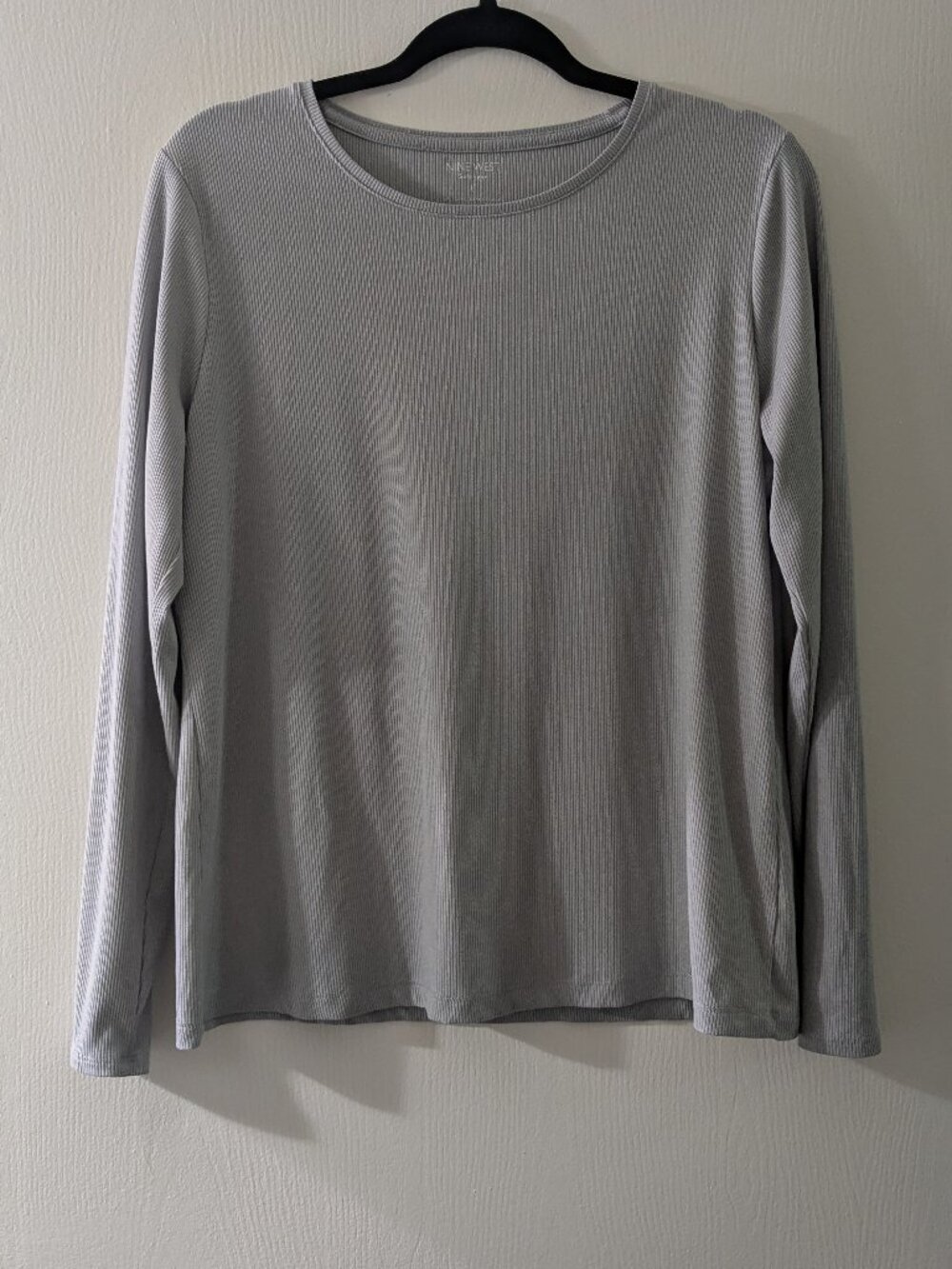Nine West Soft Spun Ribbed Long Sleeved Gray Top